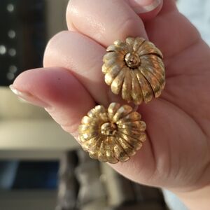 Gold Floral Earrings